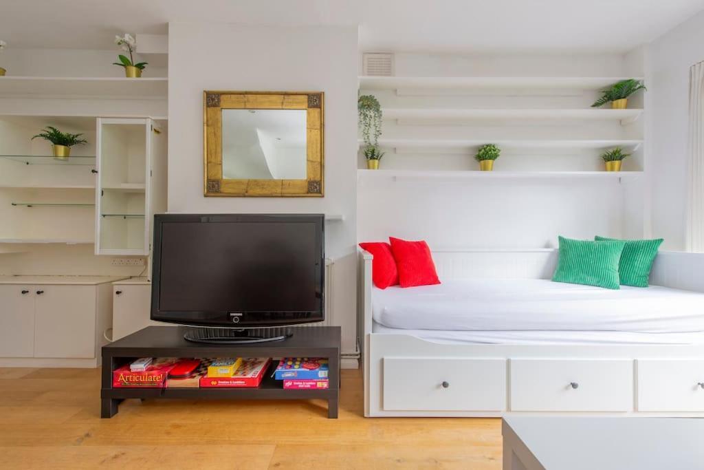 Lovely 2-Bed 15 Minutes To Central London Eksteriør bilde