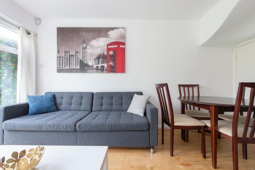 Lovely 2-Bed 15 Minutes To Central London Eksteriør bilde